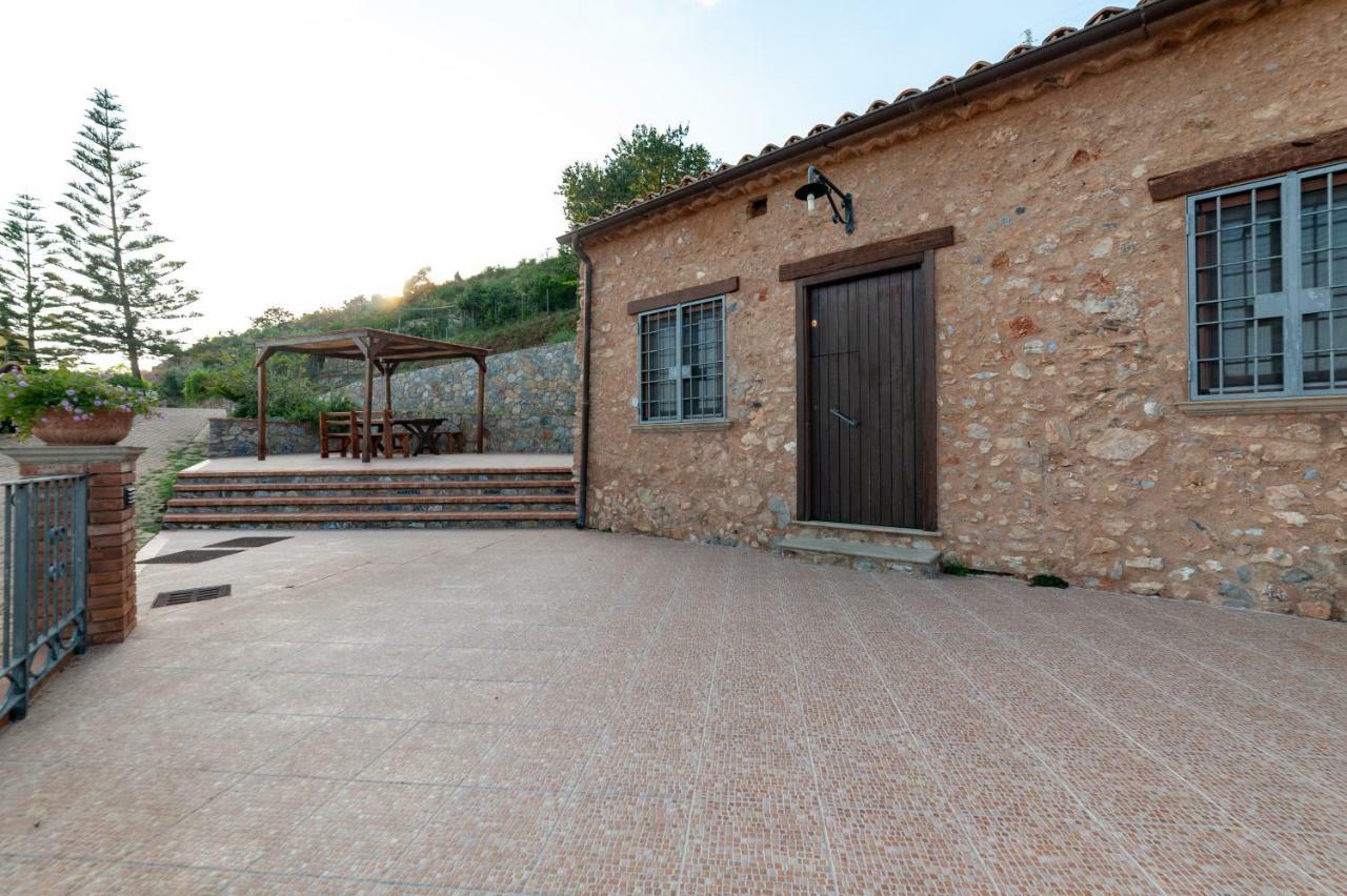 Azienda Agrituristica Le Terre Di San Leonardo Cetraro Eksteriør bilde
