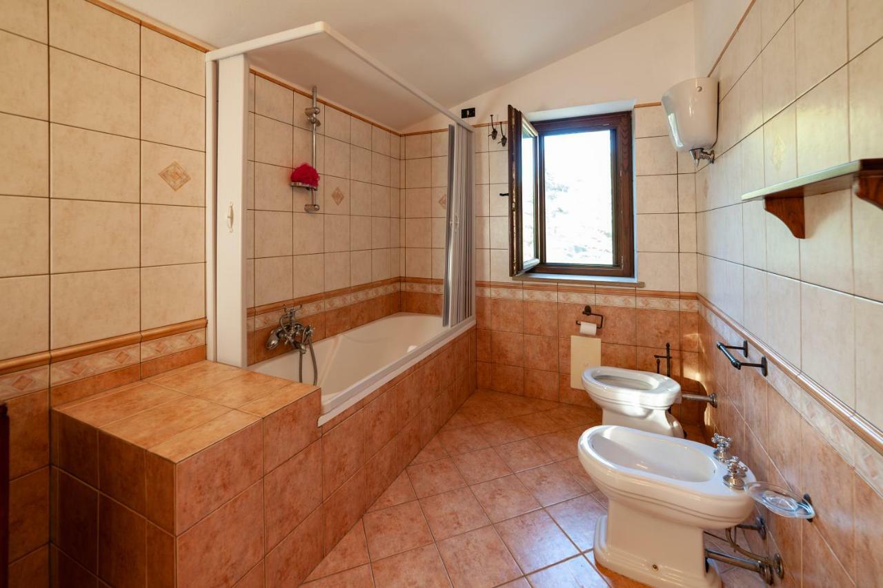 Azienda Agrituristica Le Terre Di San Leonardo Cetraro Eksteriør bilde